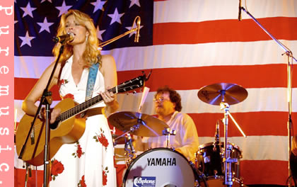 Elizabeth Cook